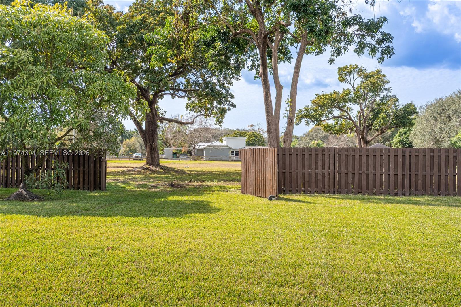 Sunshine Ranches - Residential