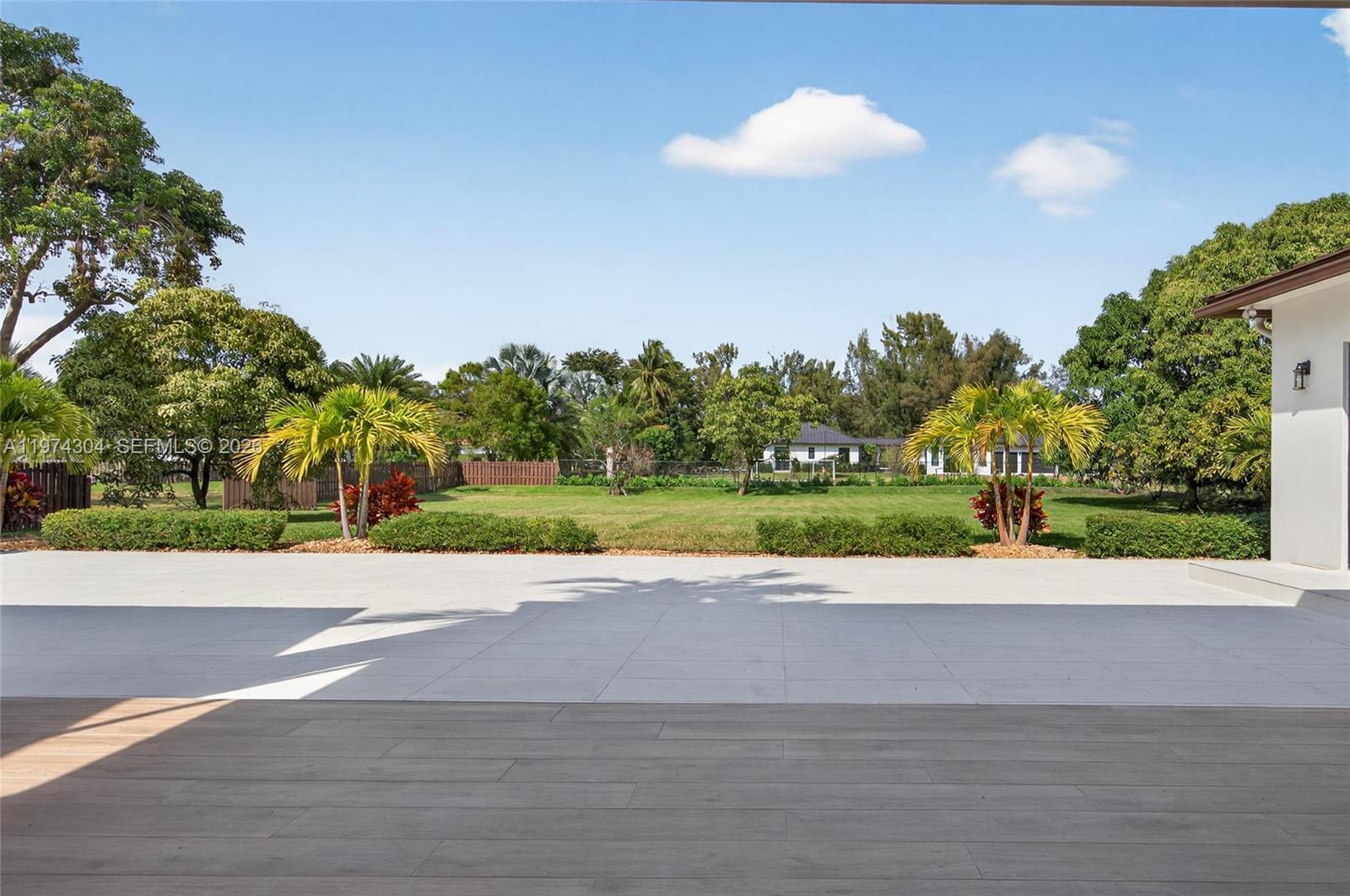 Sunshine Ranches - Residential