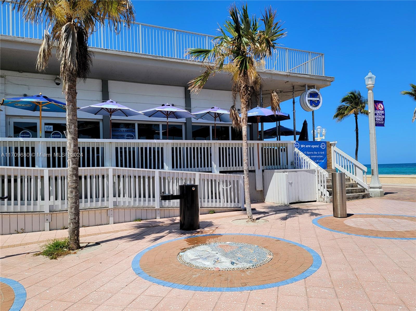 HOLLYWOOD TOWERS CONDO - Residential Lease