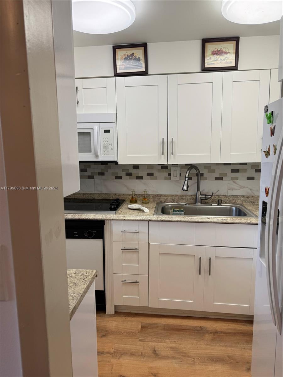 SUNRISE LAKES 89 CONDO - Residential