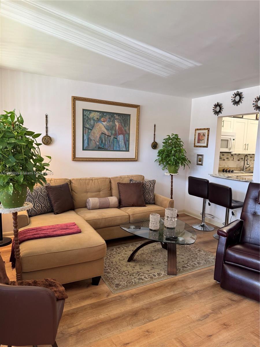 SUNRISE LAKES 89 CONDO - Residential