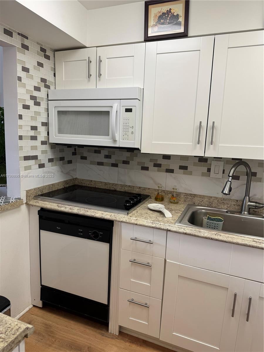 SUNRISE LAKES 89 CONDO - Residential