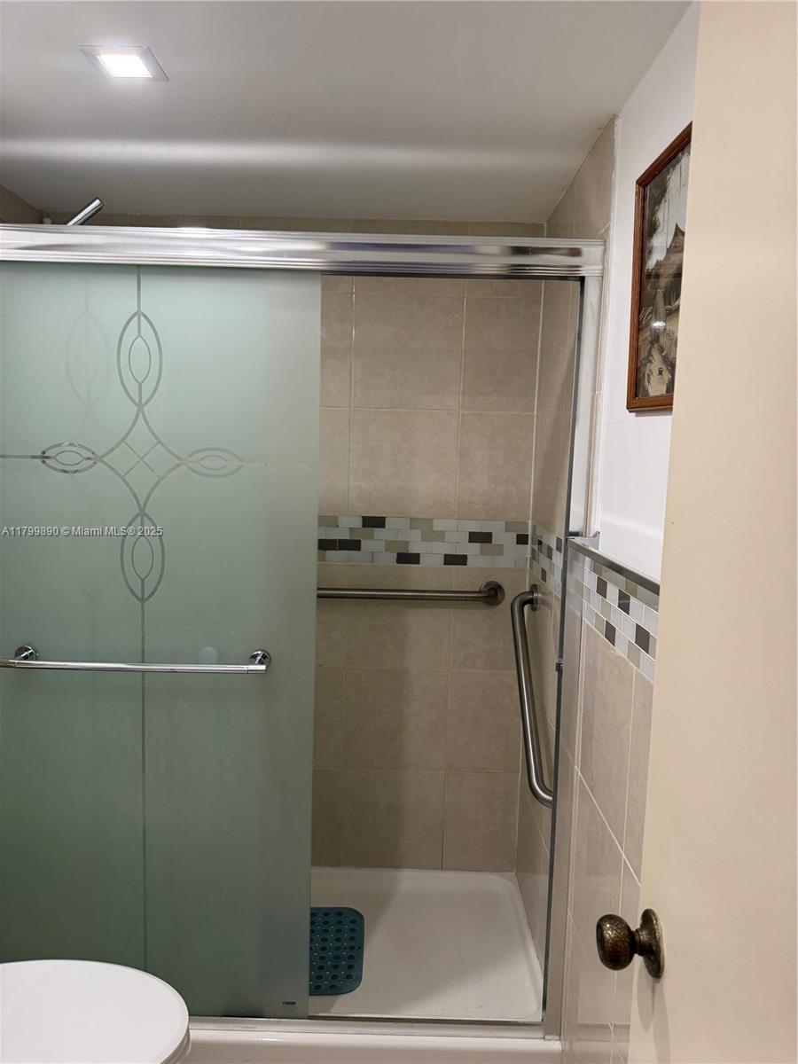 SUNRISE LAKES 89 CONDO - Residential