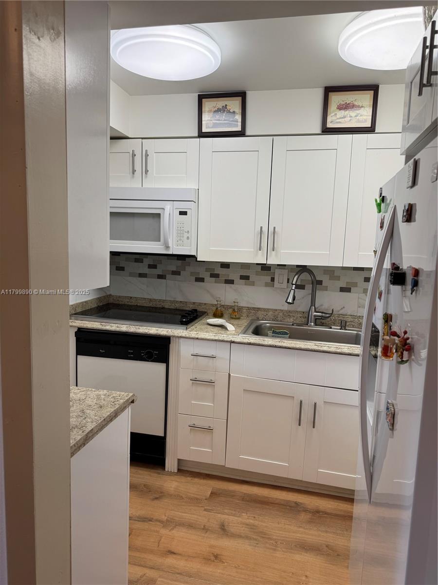 SUNRISE LAKES 89 CONDO - Residential