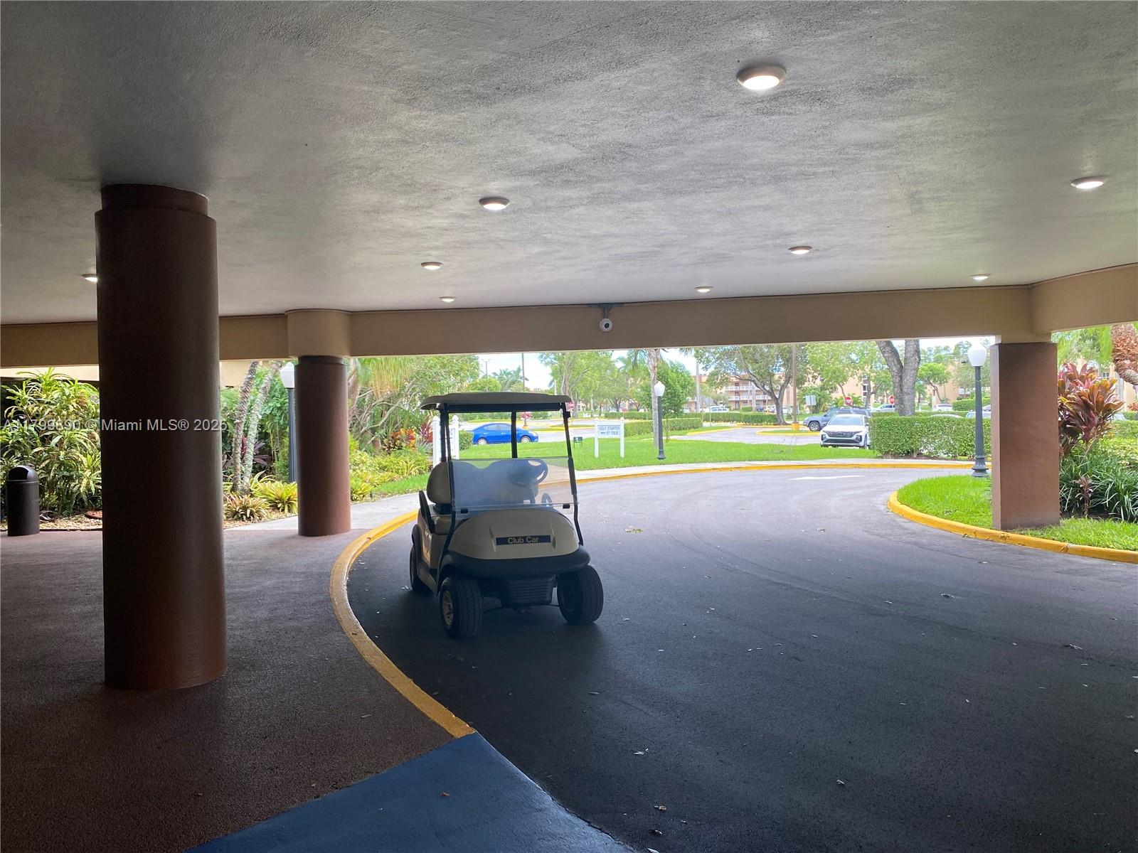 SUNRISE LAKES 89 CONDO - Residential