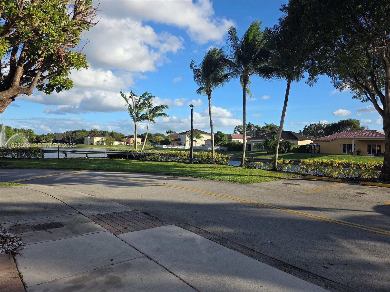 KENDALLAND - Residential Lease