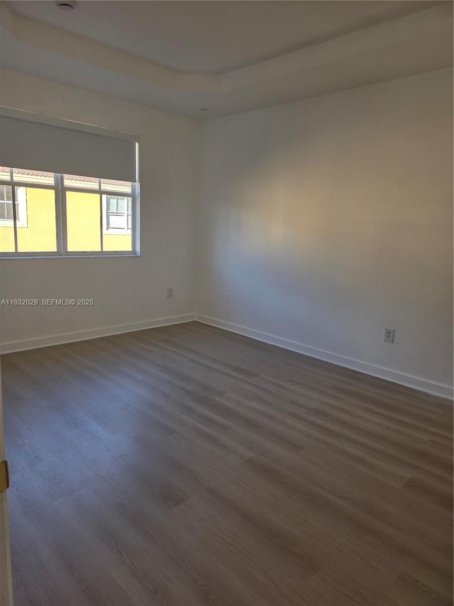 KENDALLAND - Residential Lease