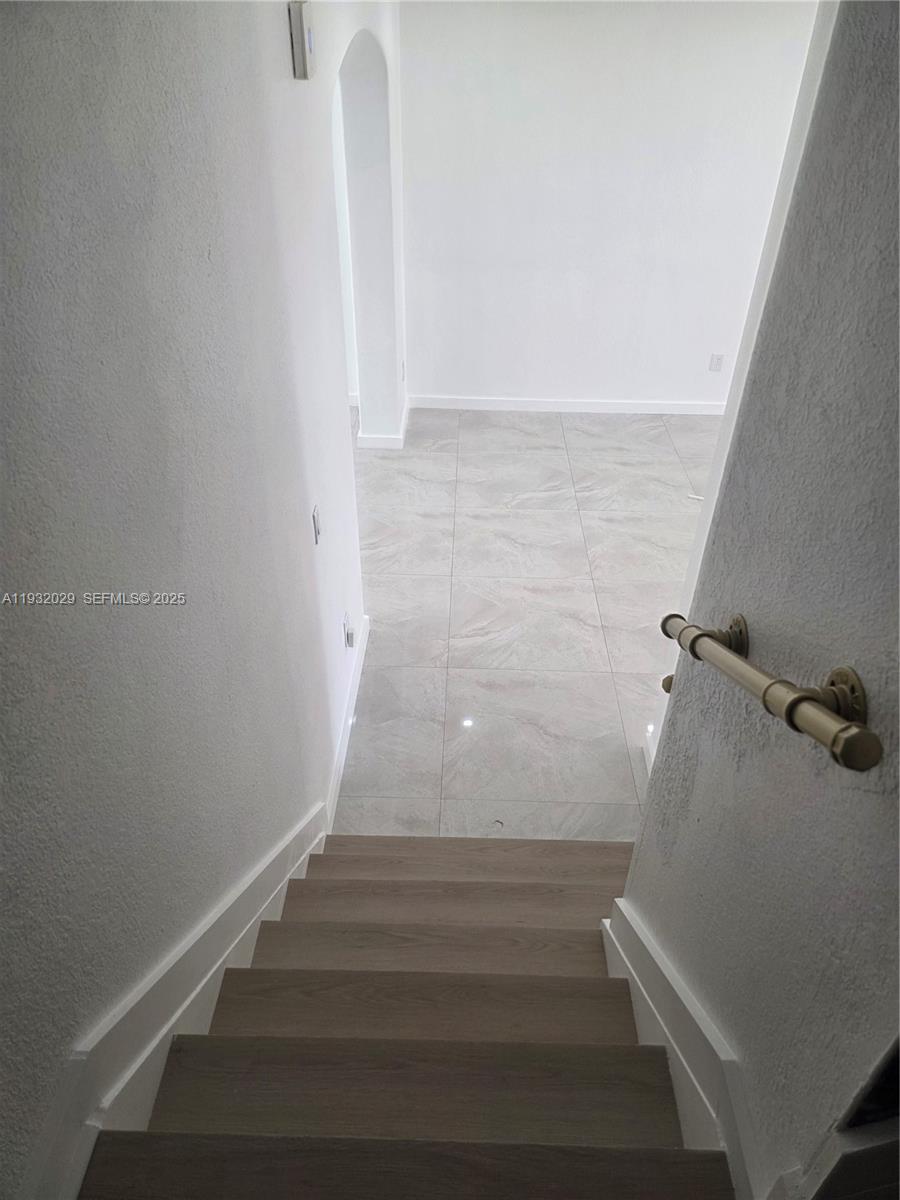 KENDALLAND - Residential Lease