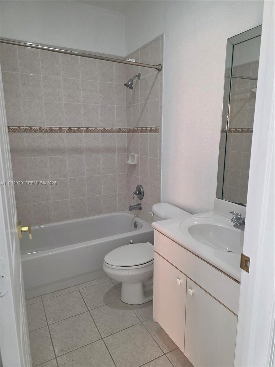 KENDALLAND - Residential Lease