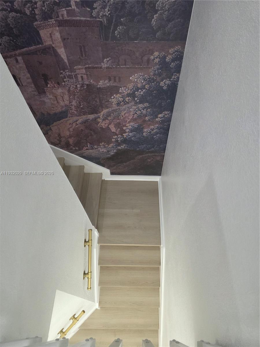 KENDALLAND - Residential Lease