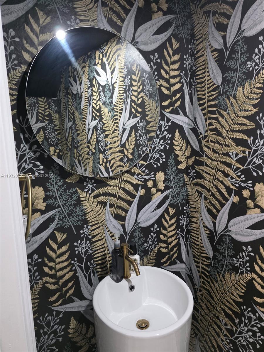 KENDALLAND - Residential Lease