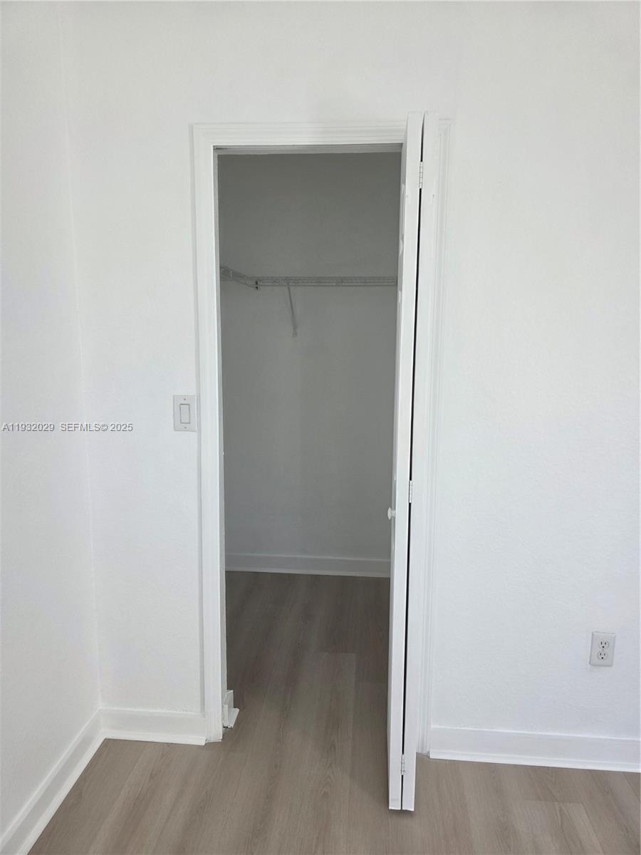 KENDALLAND - Residential Lease