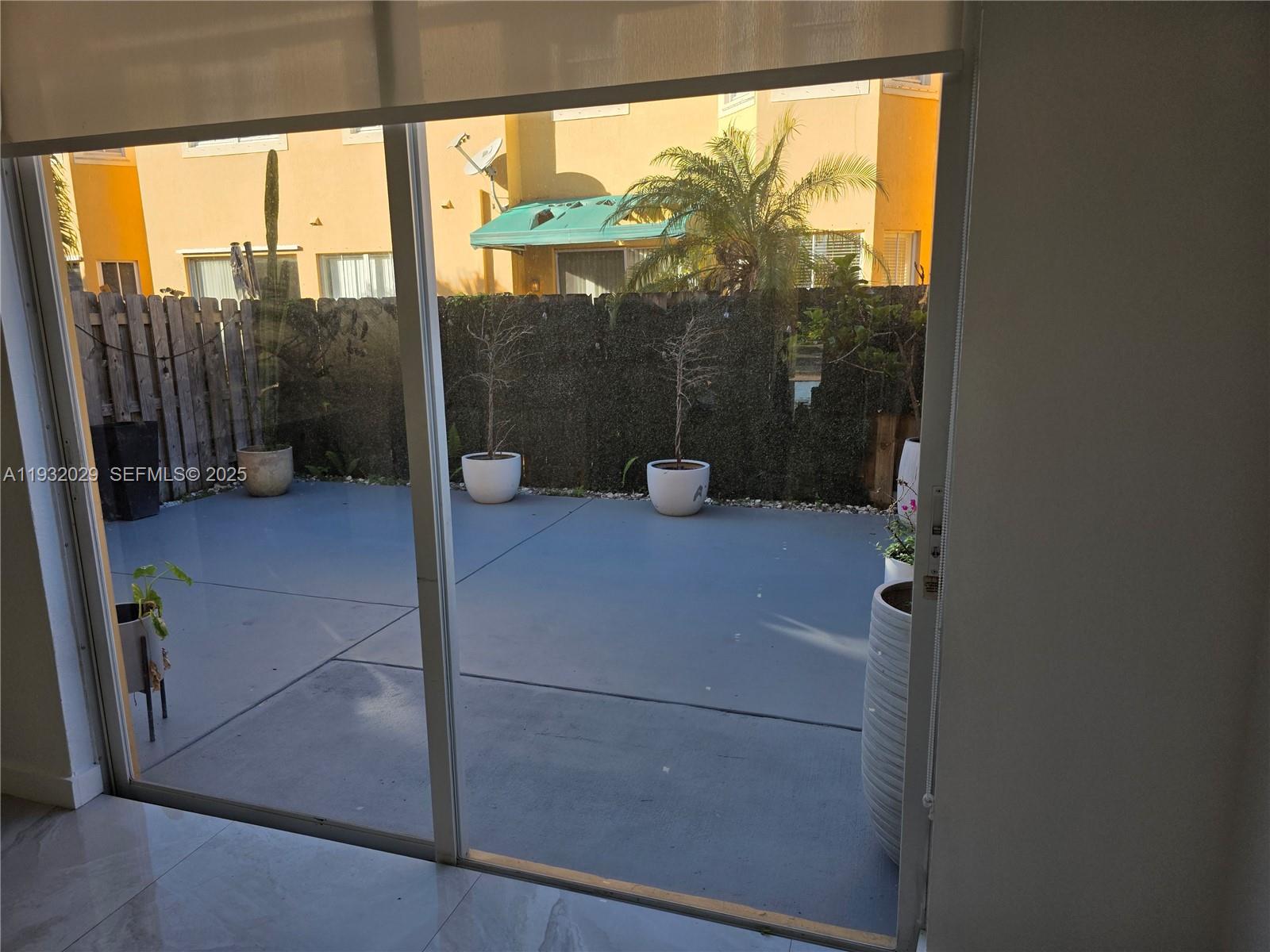 KENDALLAND - Residential Lease