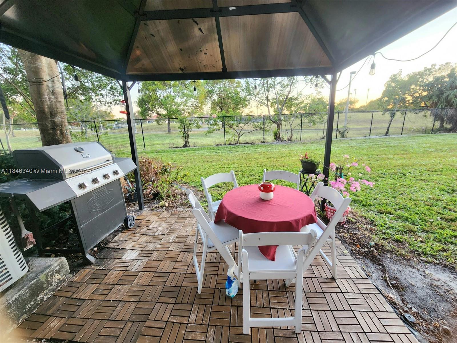 GEORGETOWN - Residential