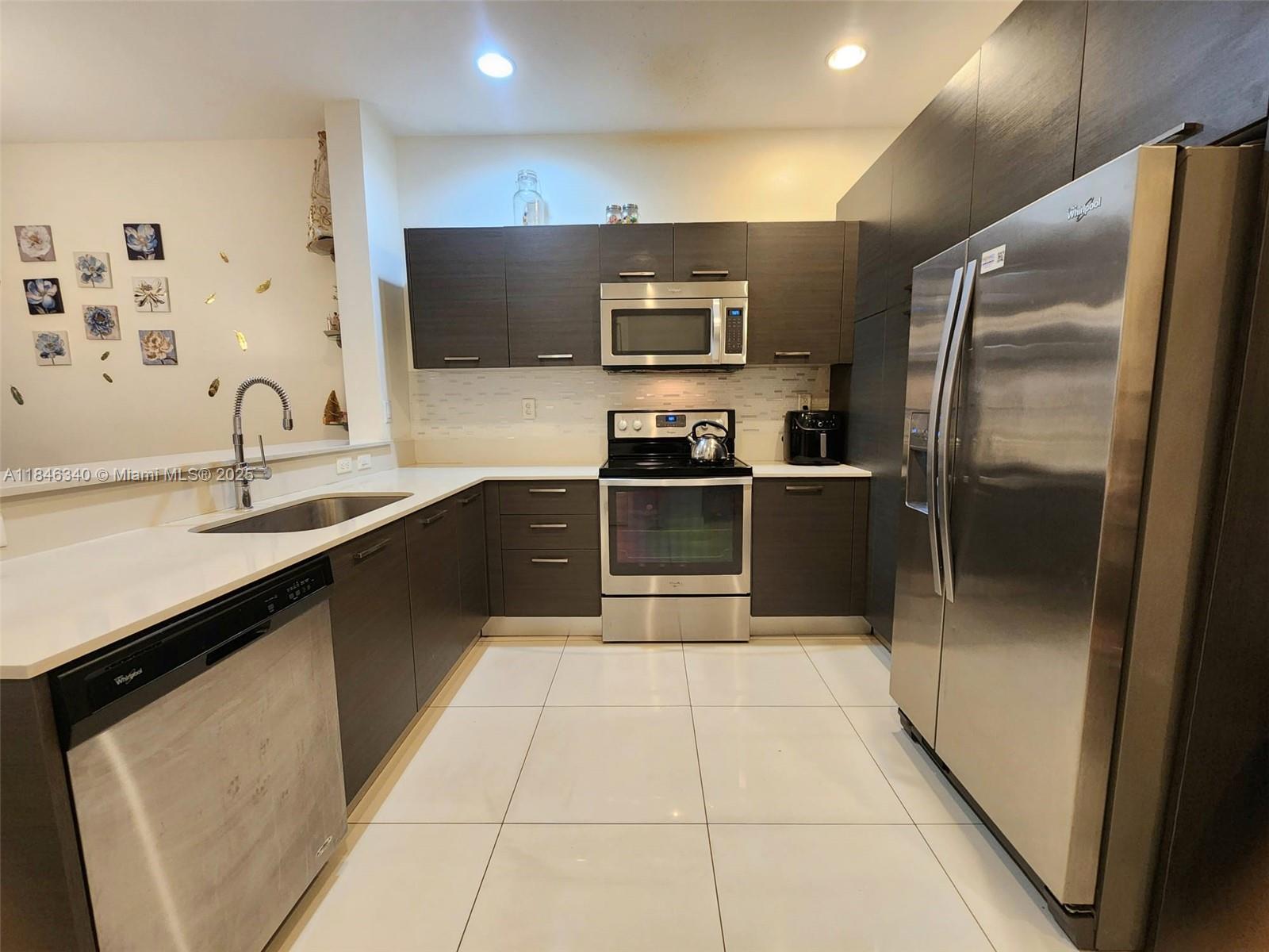 GEORGETOWN - Residential