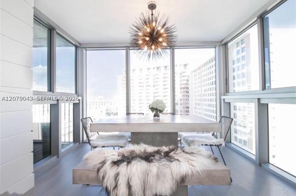 2655 Collins Ave 1003