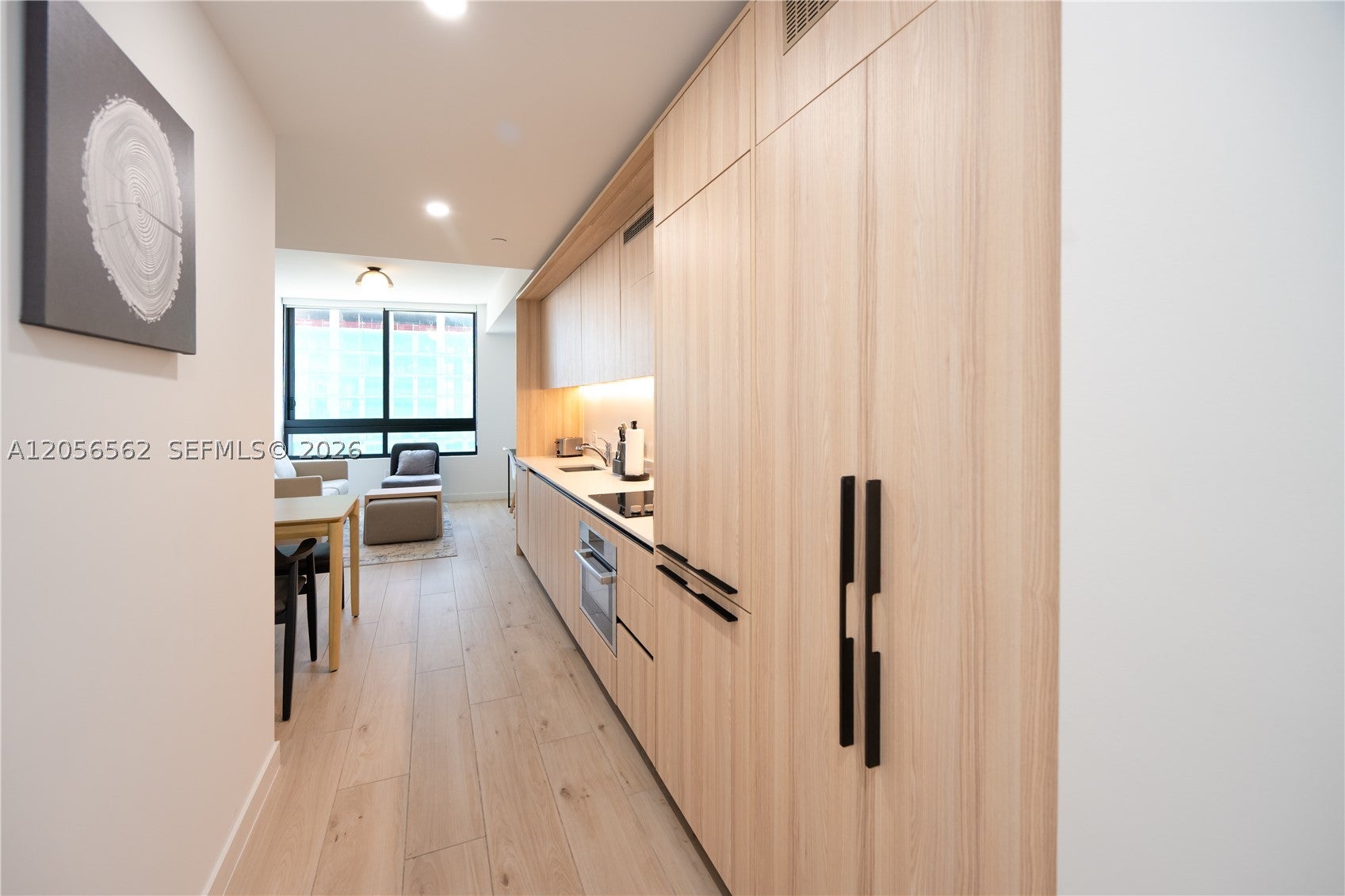 225 N Miami Ave 1505 - Image 1