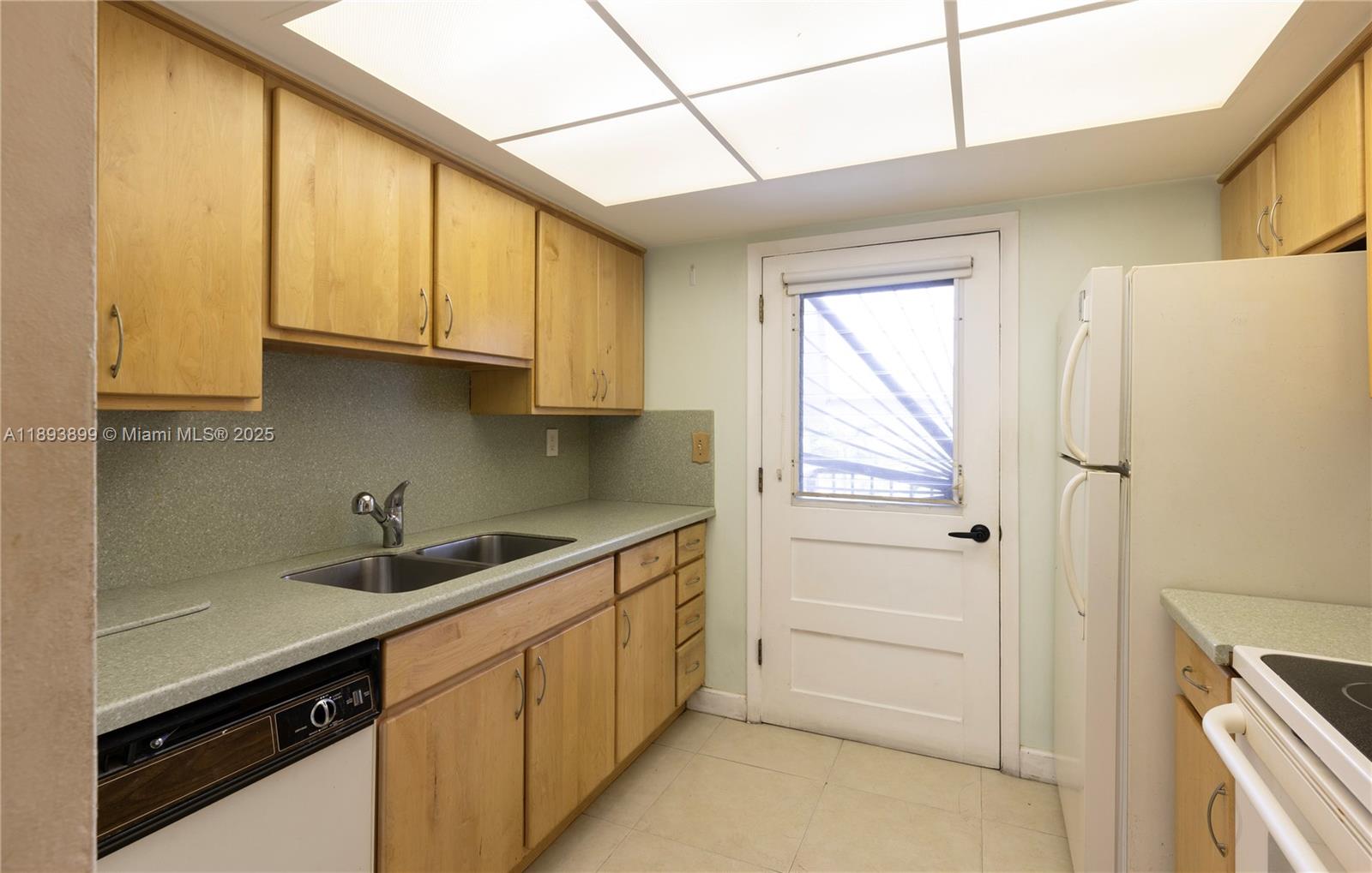 ADMIRAL FARRAGUT CONDO - Residential
