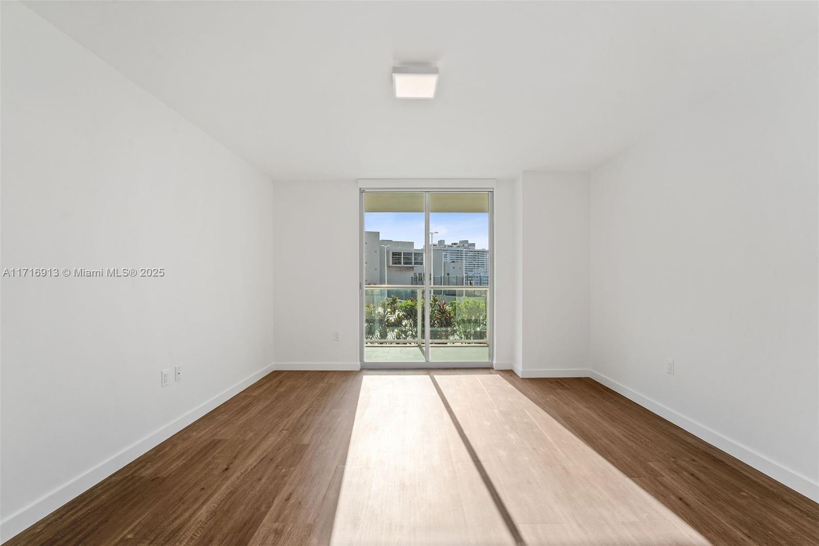 Flamingo Point - Residential Lease