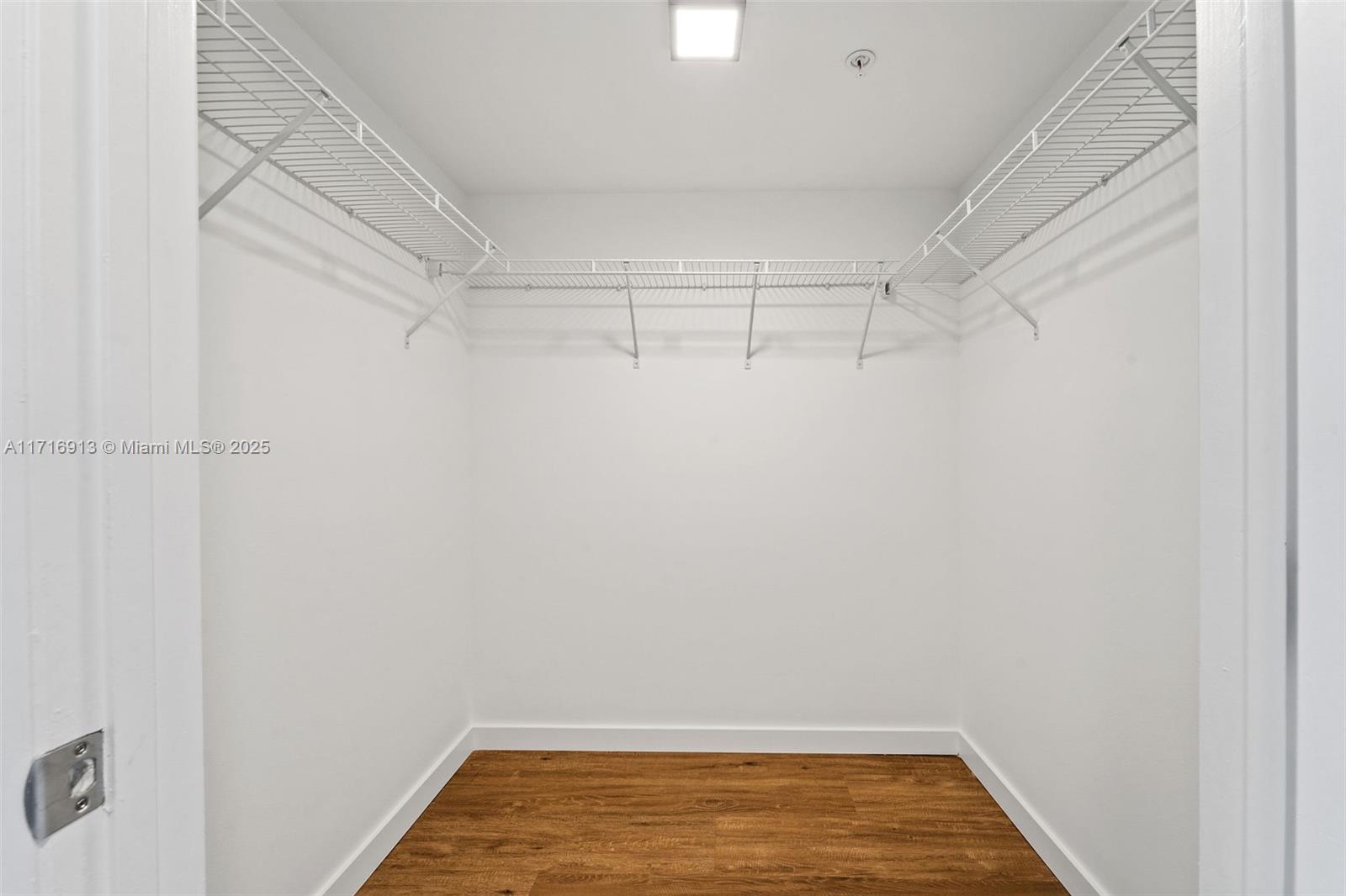 Flamingo Point - Residential Lease