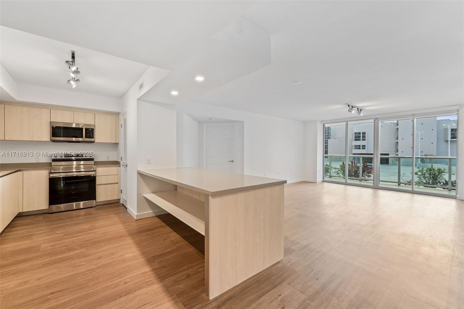 Flamingo Point - Residential Lease