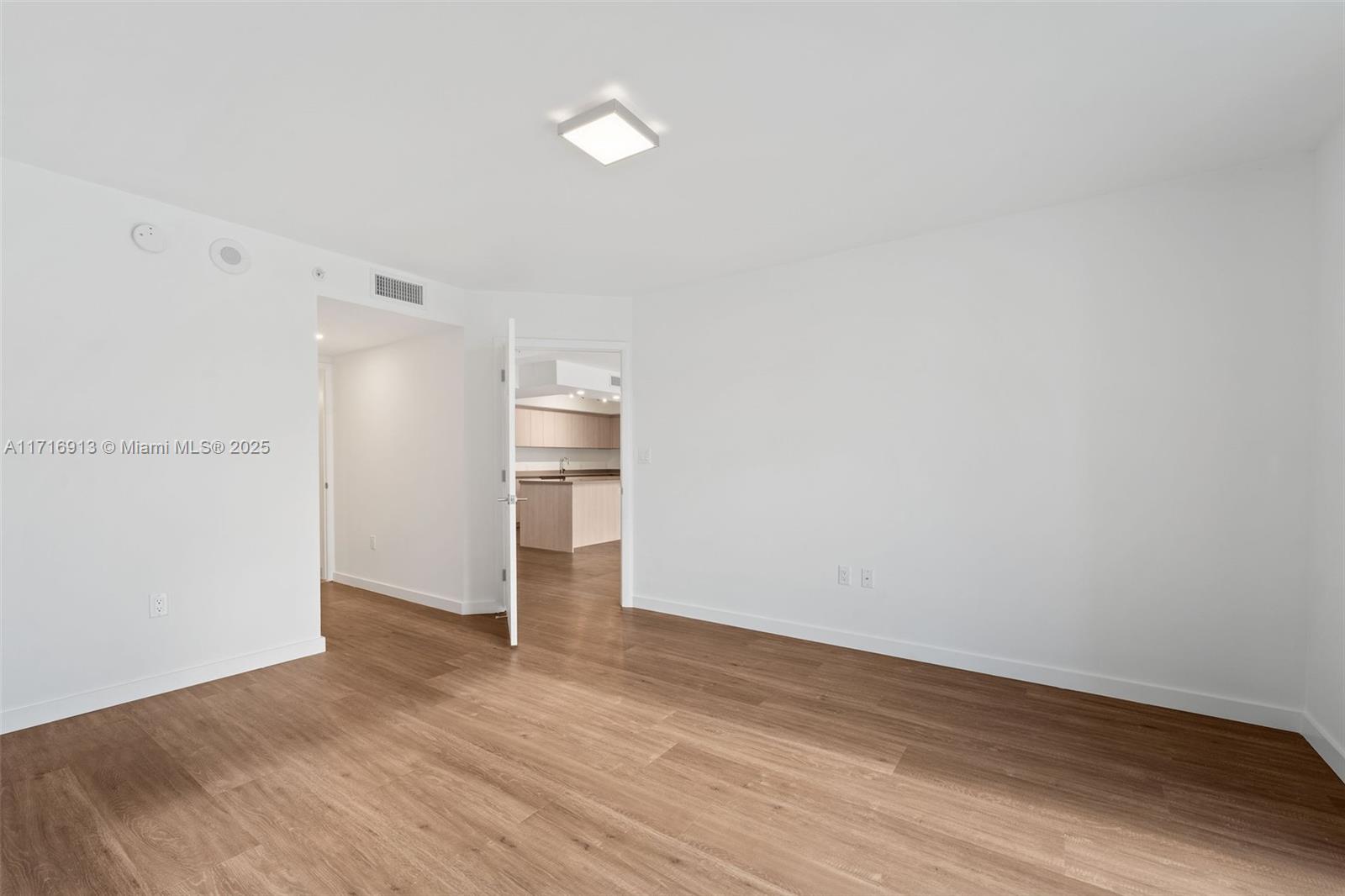 Flamingo Point - Residential Lease