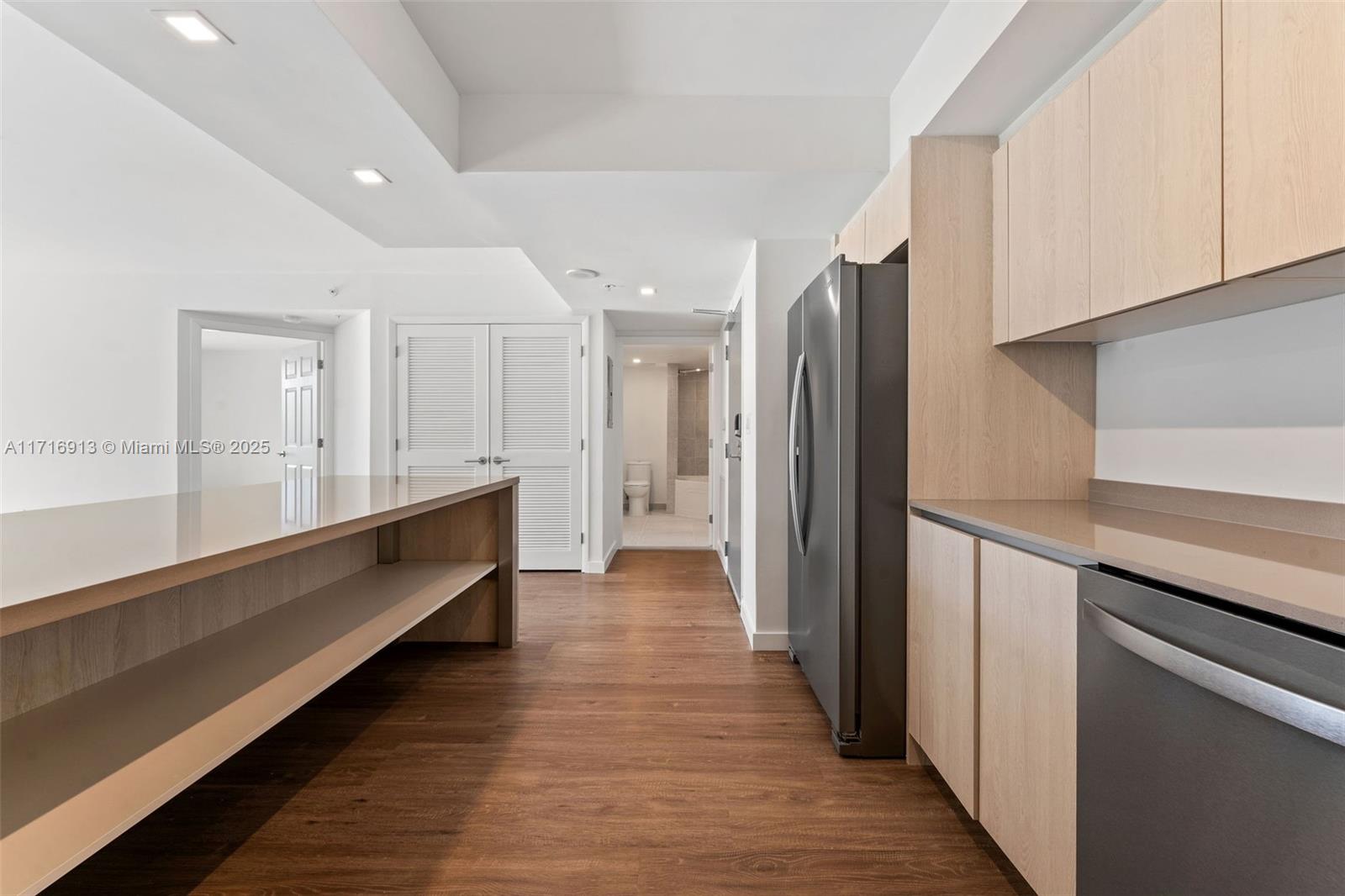 Flamingo Point - Residential Lease