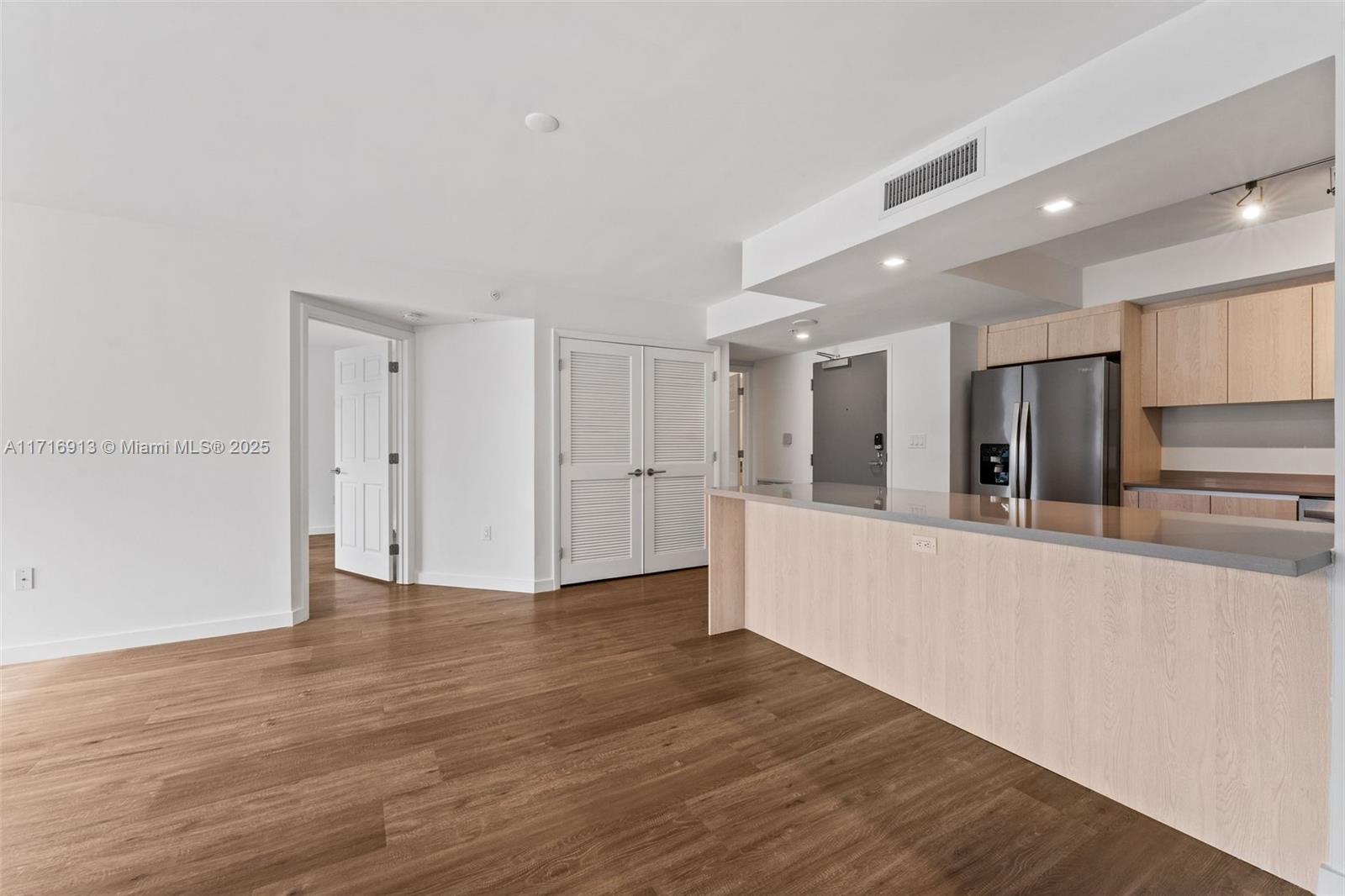 Flamingo Point - Residential Lease