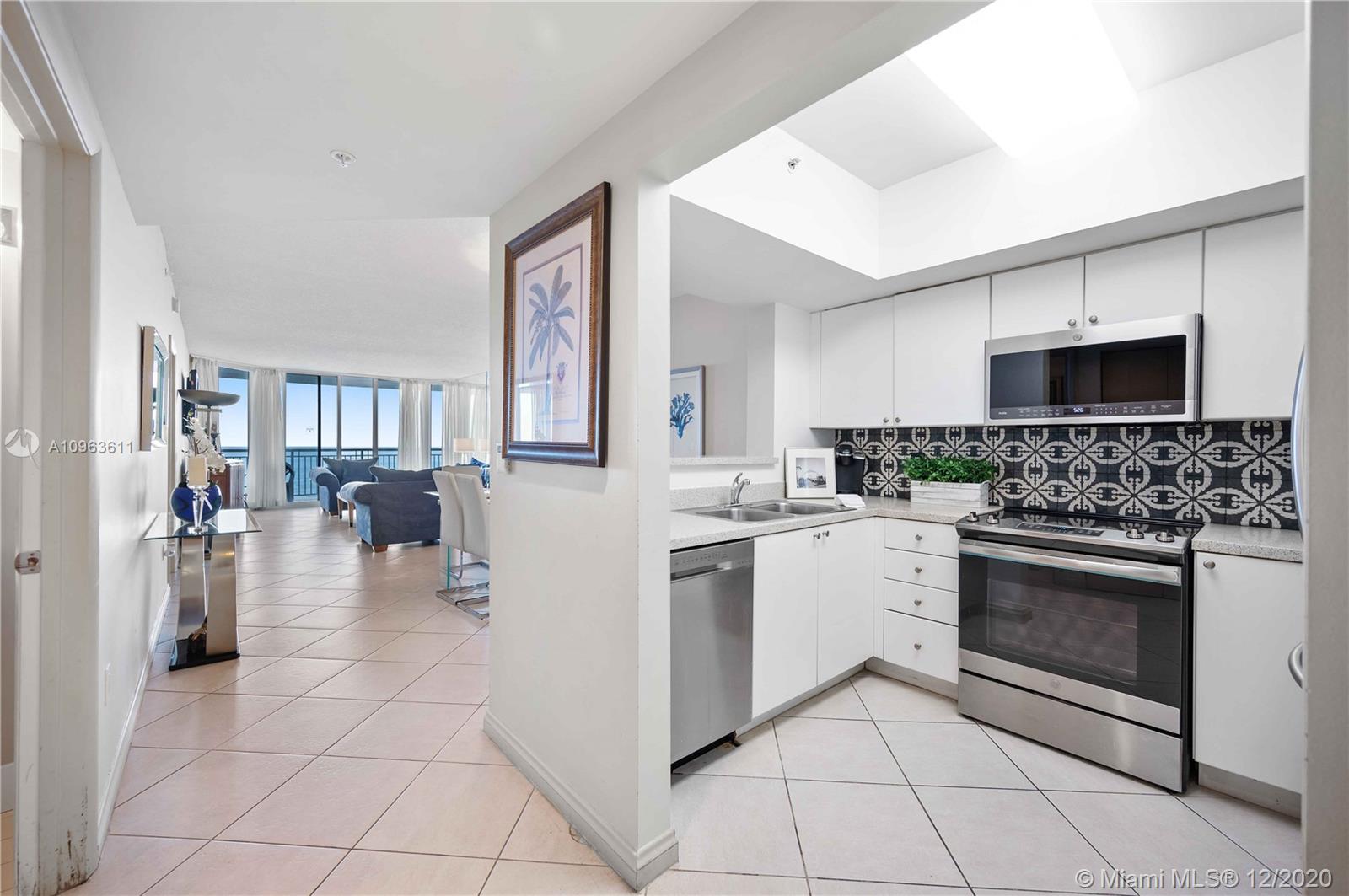 OCEAN POINT BEACH CLUB CO - Residential Lease