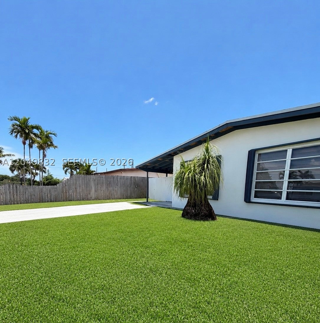 10730 SW 52nd Ter