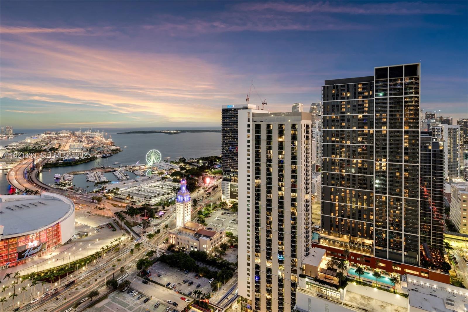 PARAMOUNT MIAMI WORLDCENT - Residential