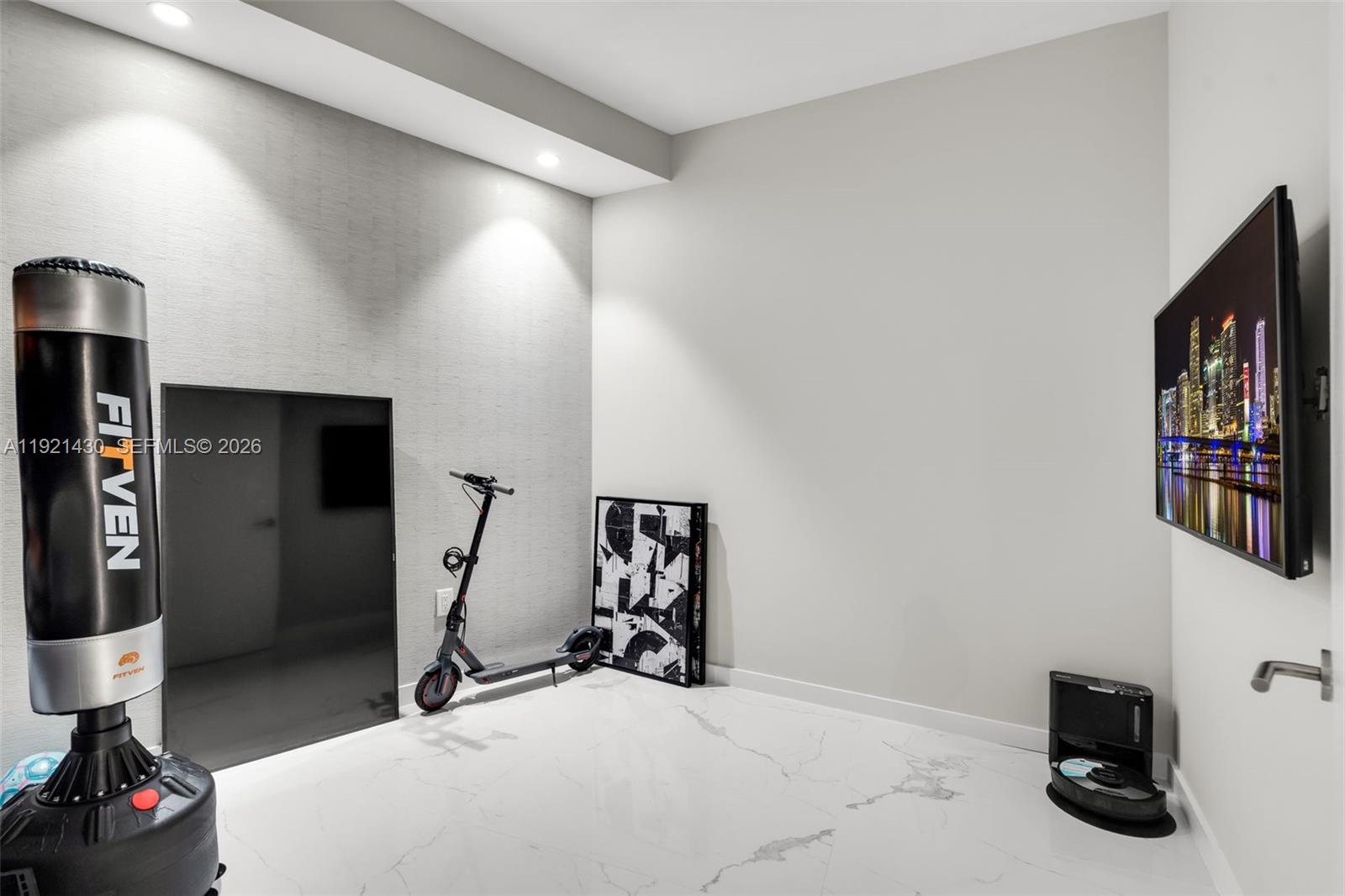 PARAMOUNT MIAMI WORLDCENT - Residential