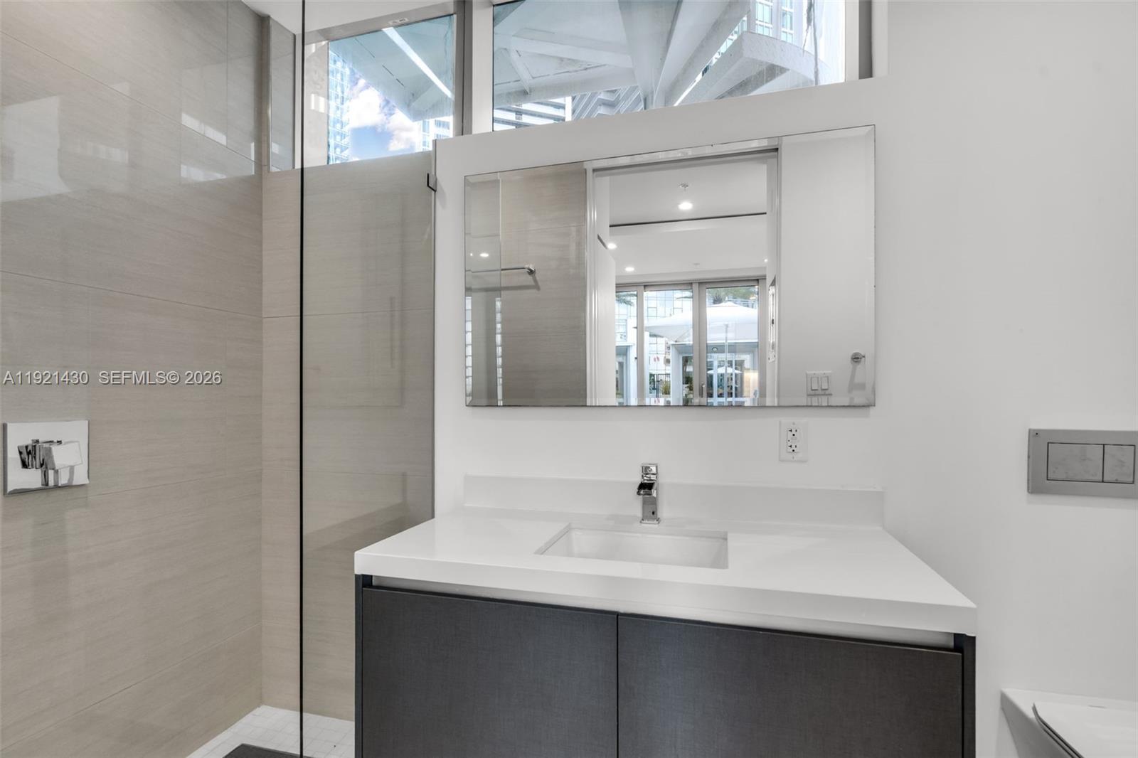 PARAMOUNT MIAMI WORLDCENT - Residential