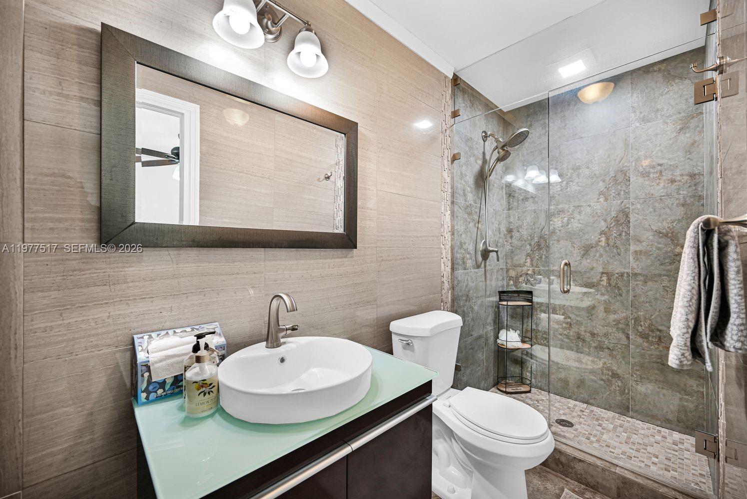 ESTELLE LAWRENCE HOMES - Residential Lease