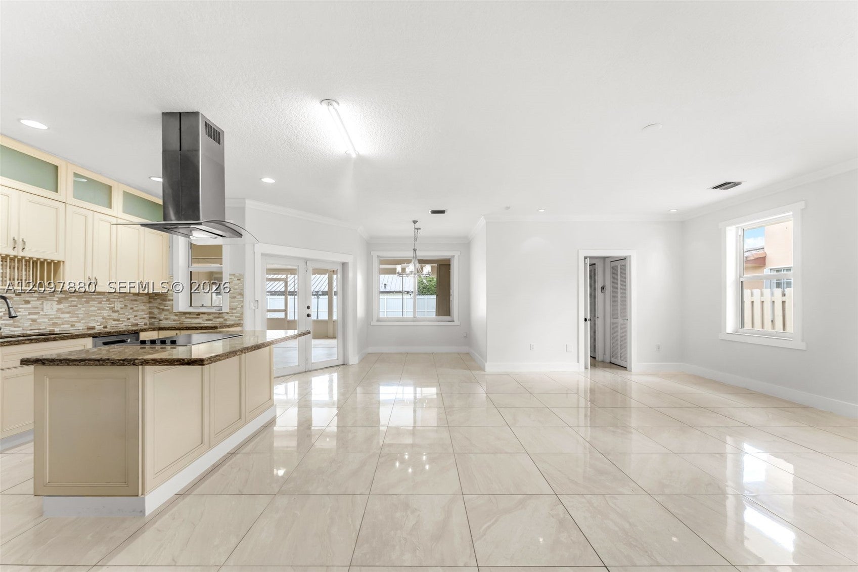 2761 SW 140th Ave