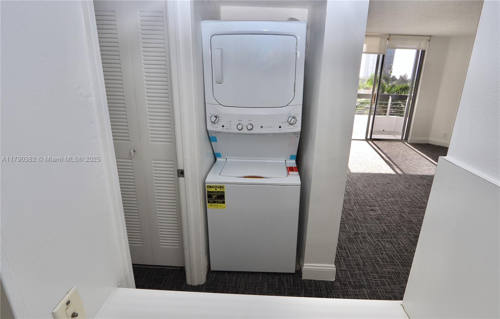 MYSTIC POINTE CONDO NO TW - Residential