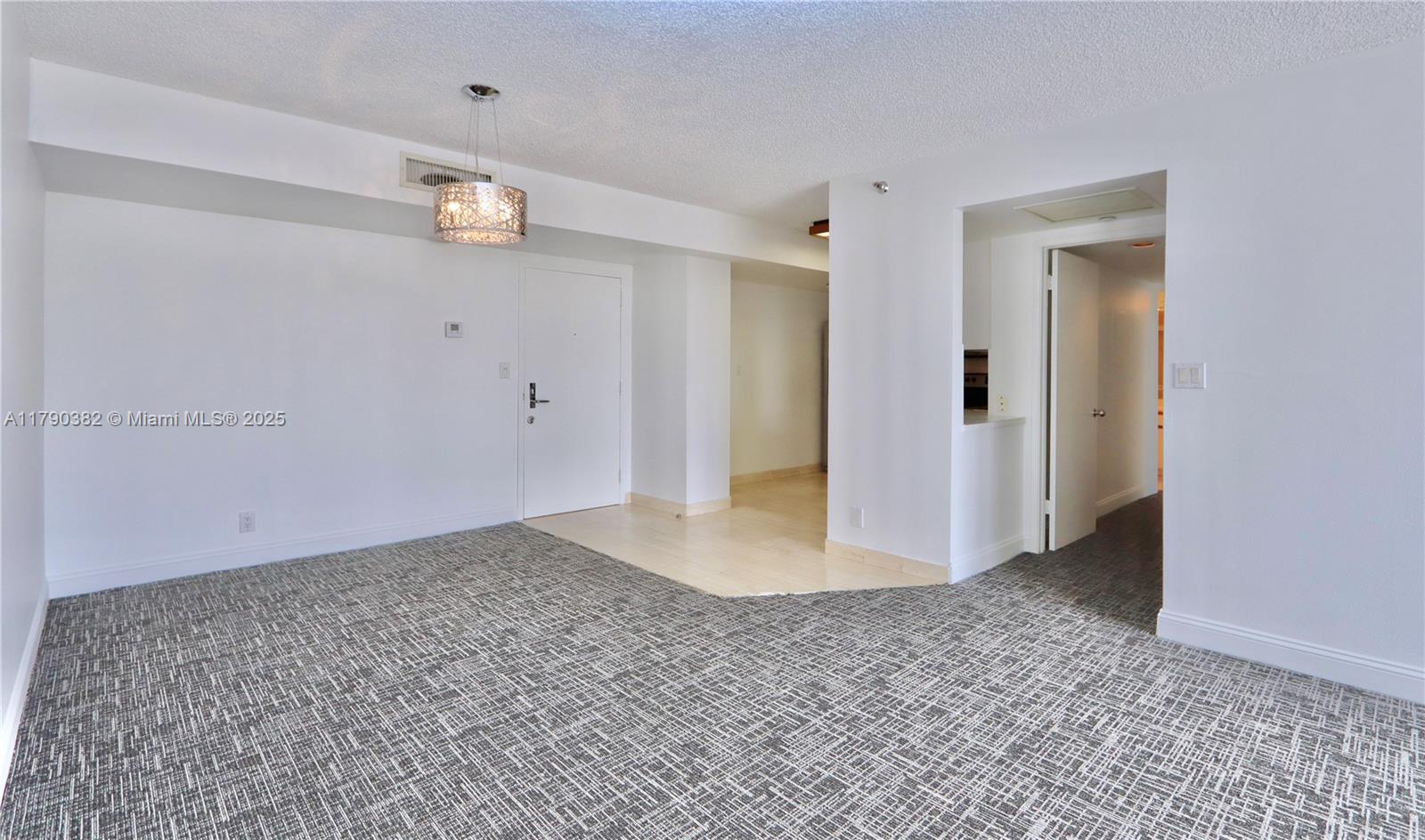 MYSTIC POINTE CONDO NO TW - Residential