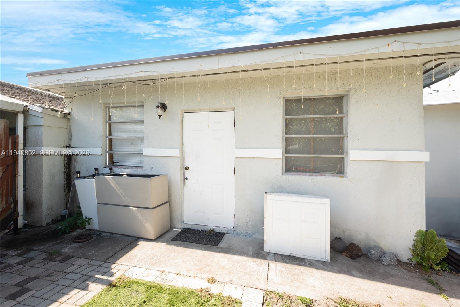 N MIAMI ESTATES - Residential