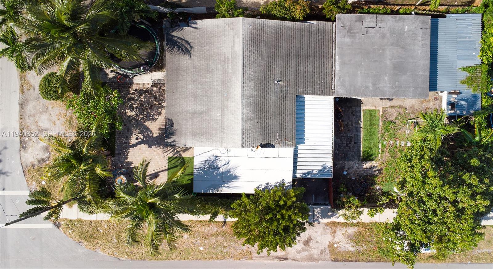 N MIAMI ESTATES - Residential