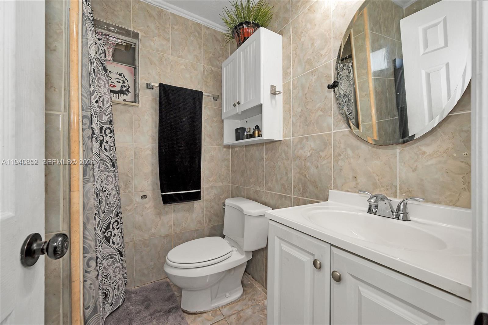 N MIAMI ESTATES - Residential