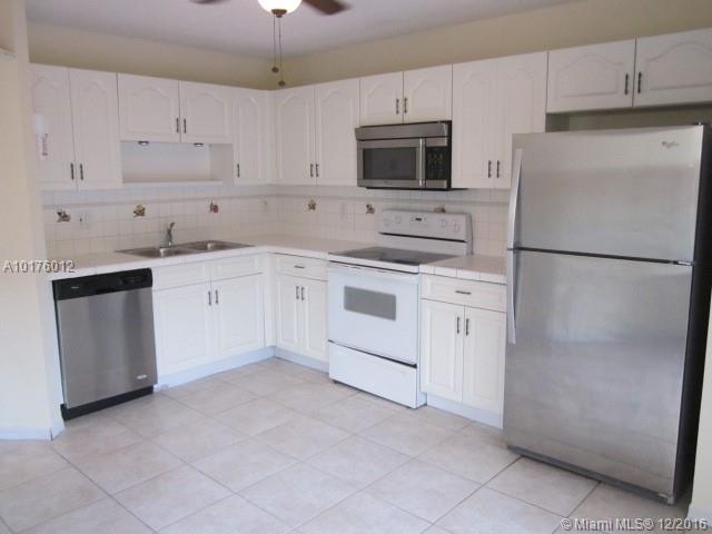 CONTINENTAL HOMES TOWNHOU - Residential Lease