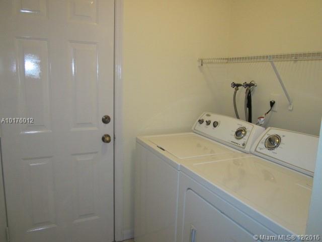 CONTINENTAL HOMES TOWNHOU - Residential Lease