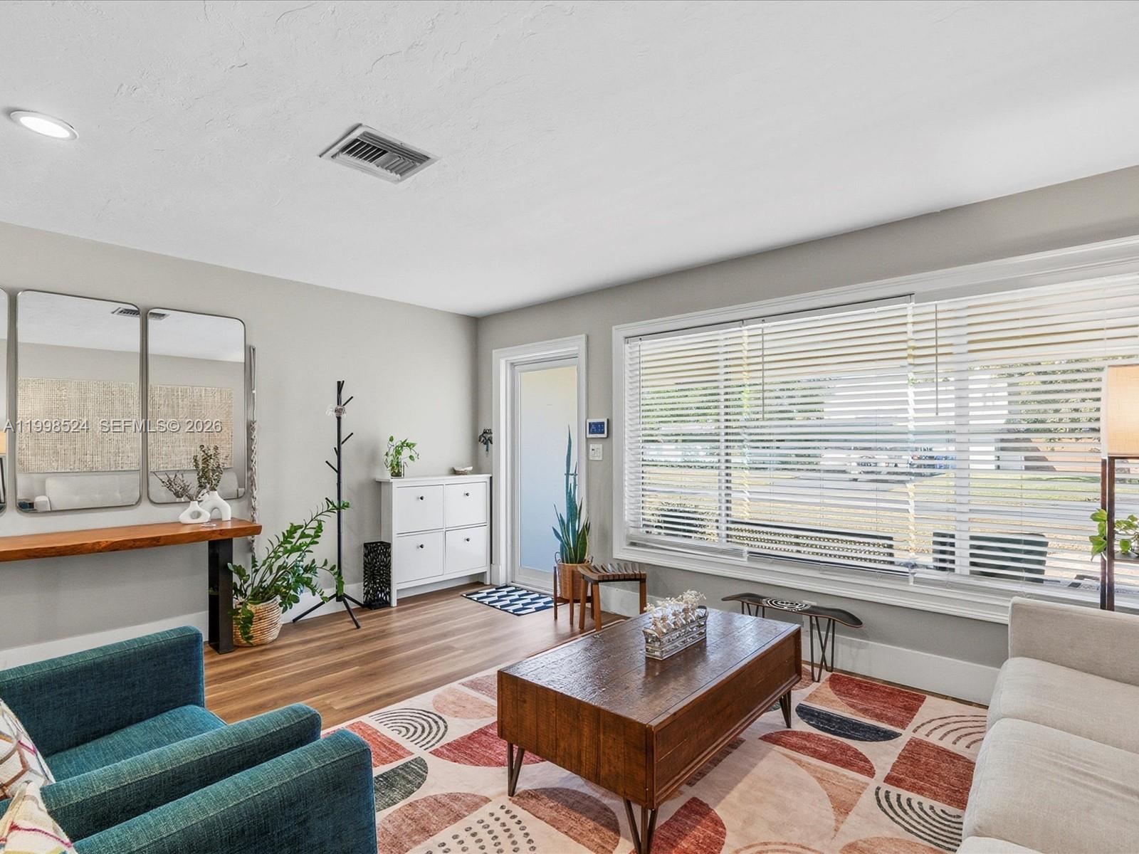 CORAL RIDGE GALT ADD NO 1 - Residential Lease