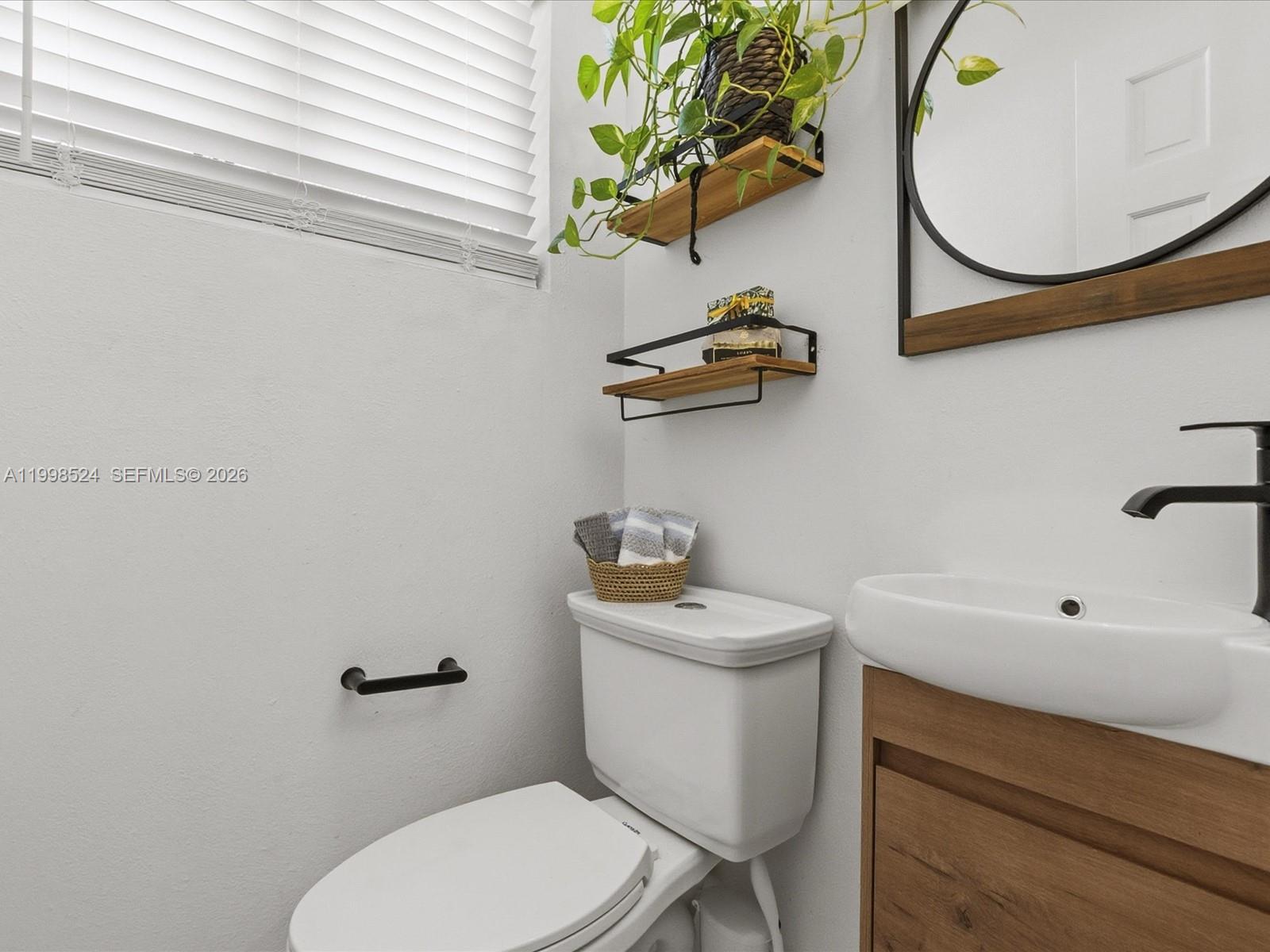 CORAL RIDGE GALT ADD NO 1 - Residential Lease