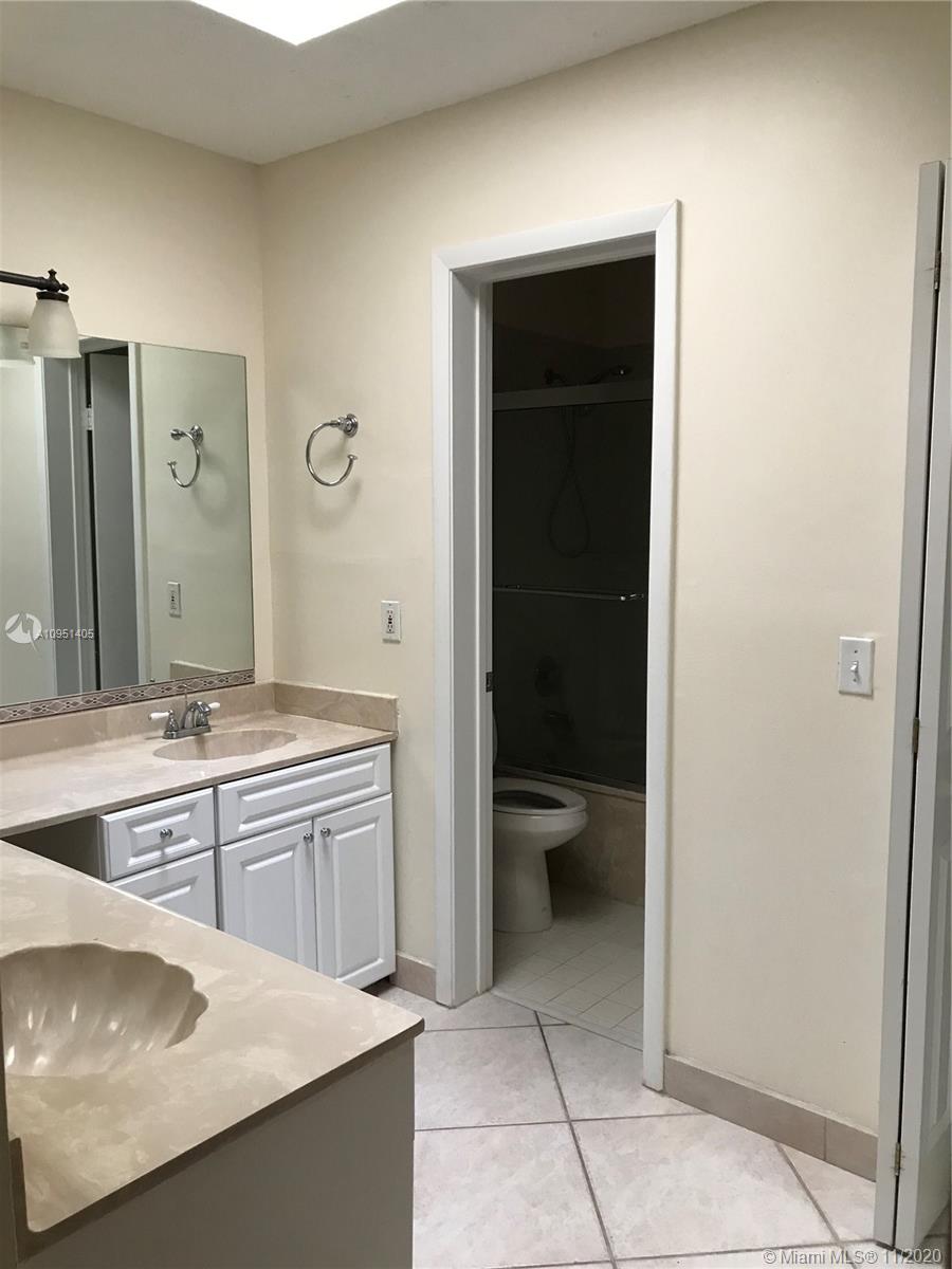 MARINER VILLAGE GARDEN CO - Residential Lease