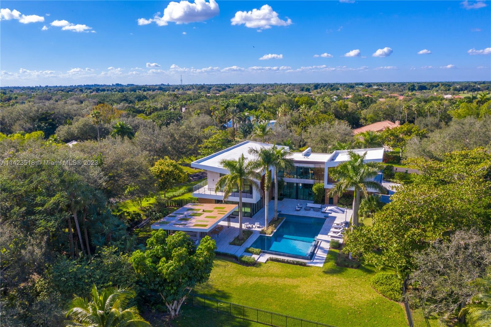 WINDMILL RANCH ESTATES - Residential