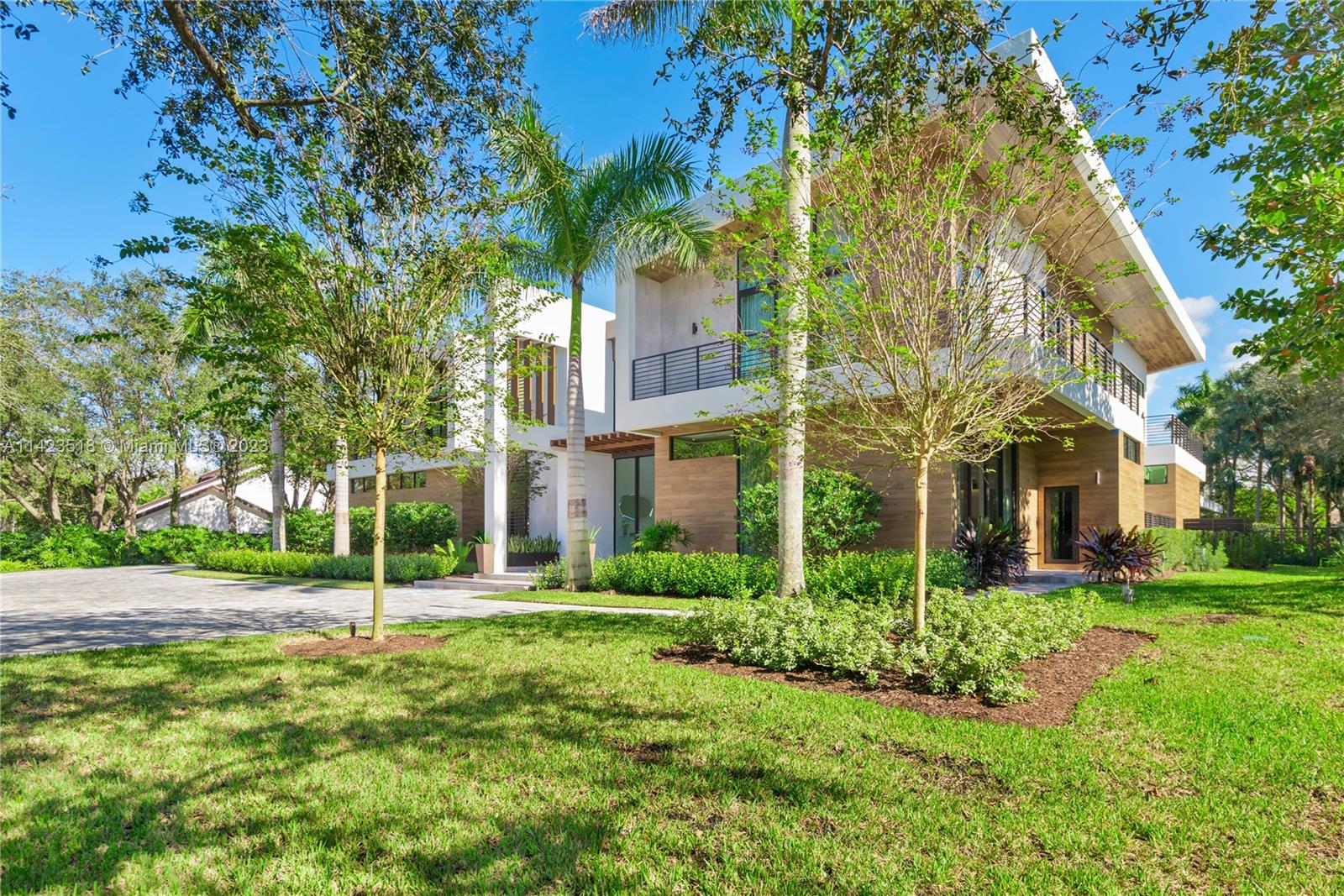 WINDMILL RANCH ESTATES - Residential