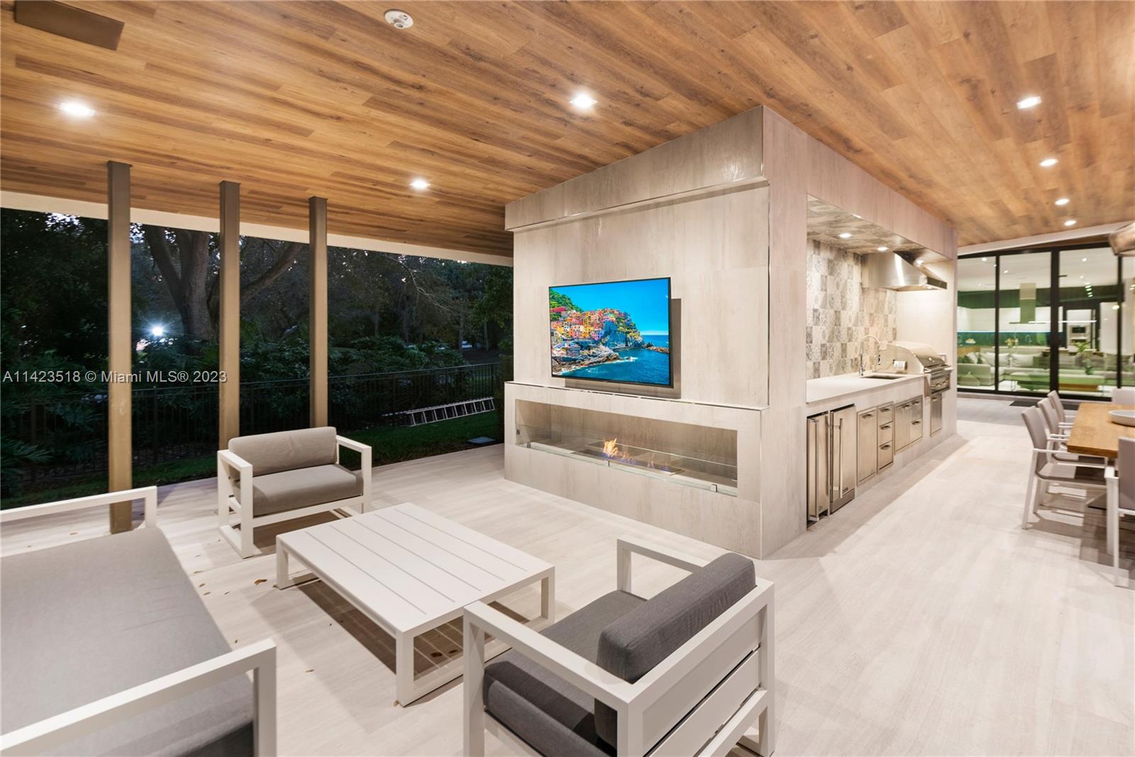 WINDMILL RANCH ESTATES - Residential