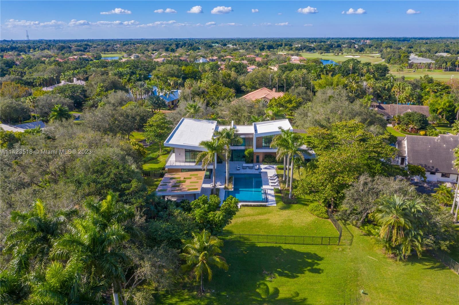 WINDMILL RANCH ESTATES - Residential