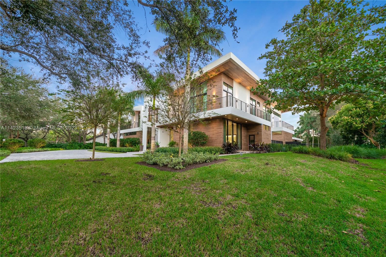 WINDMILL RANCH ESTATES - Residential